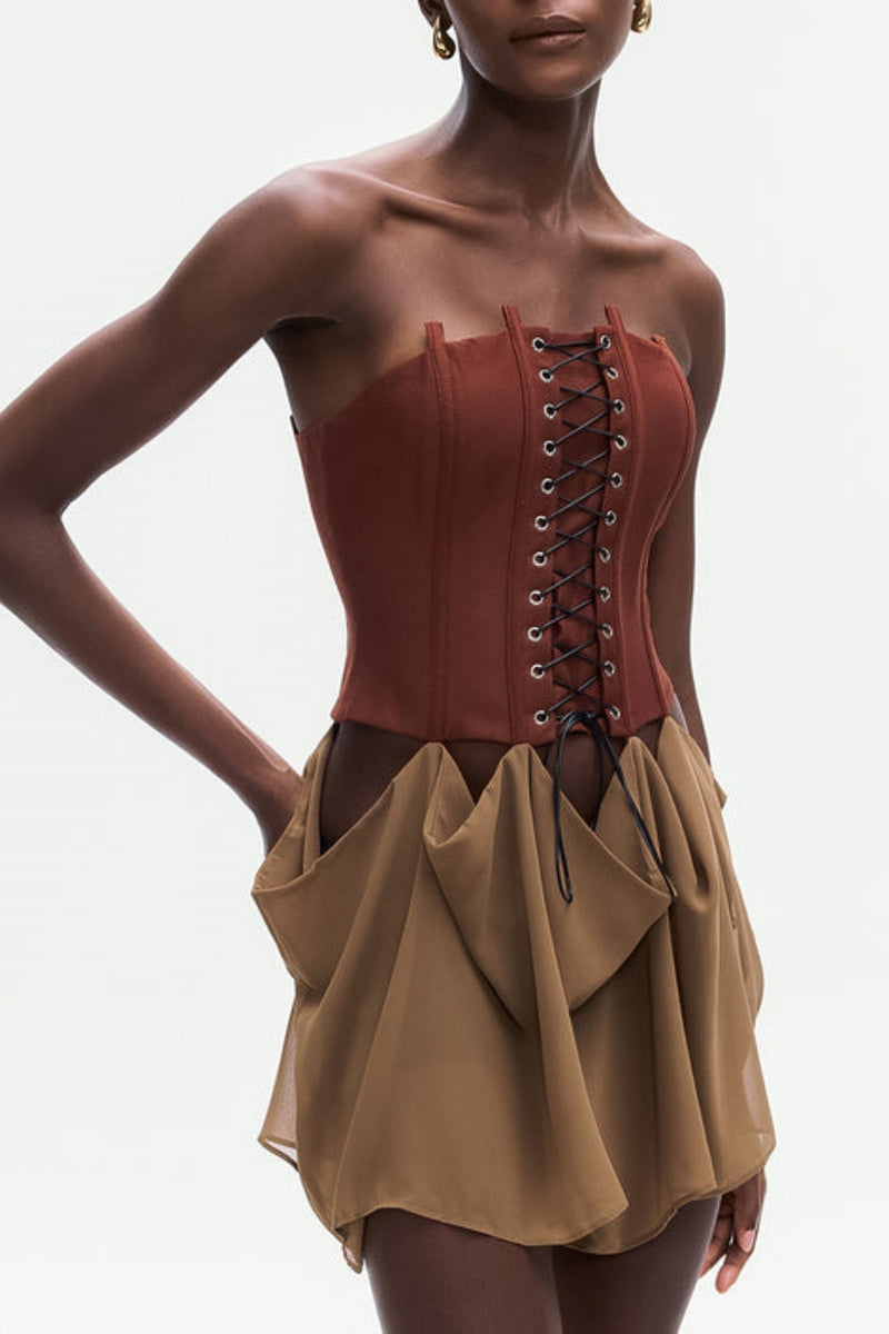 Well Tailored Dress with a Graceful Silhouette