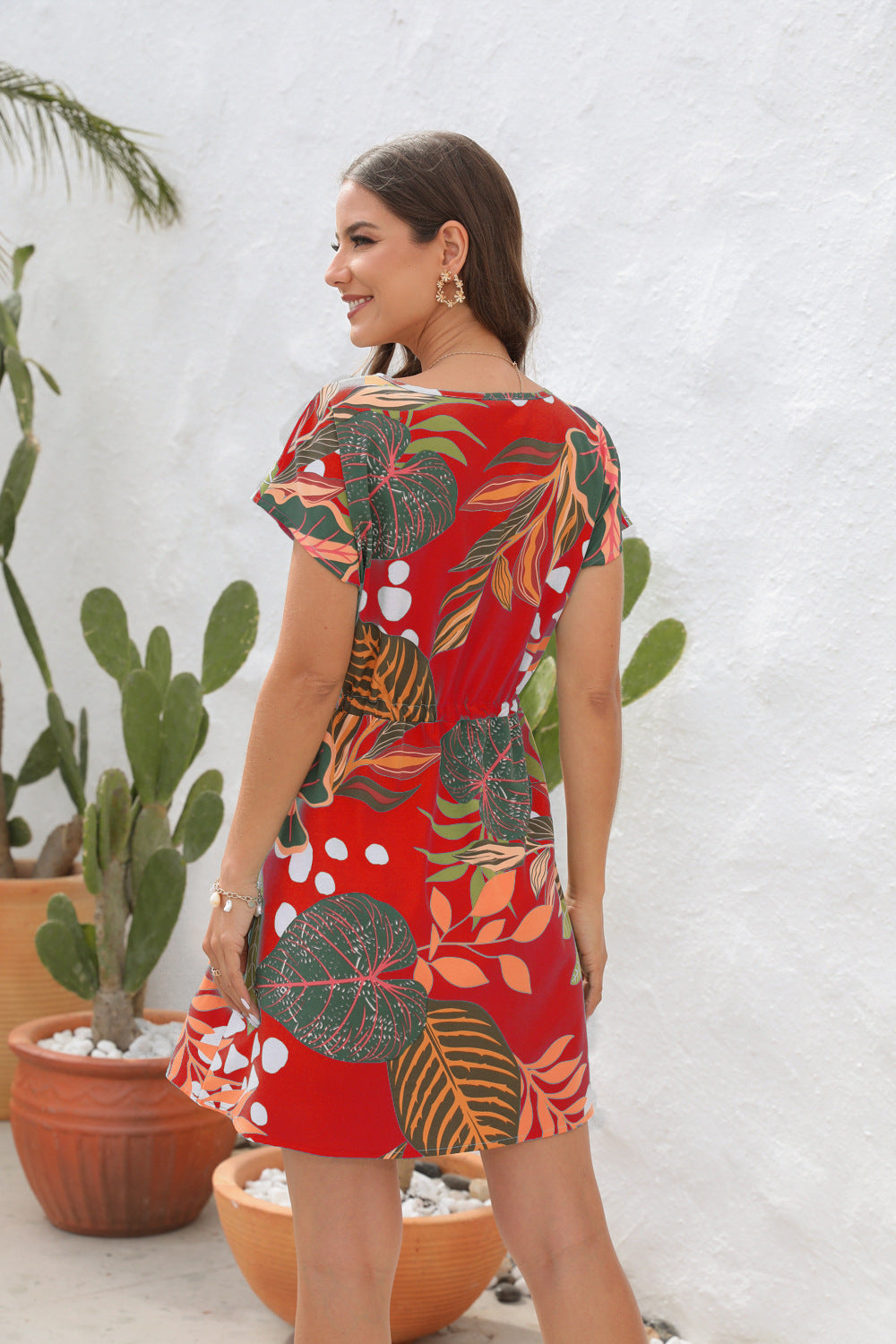 Effortlessly Elegant Garment with a Timeless Design