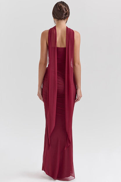 Beautifully Finished Garment in a Timeless Design