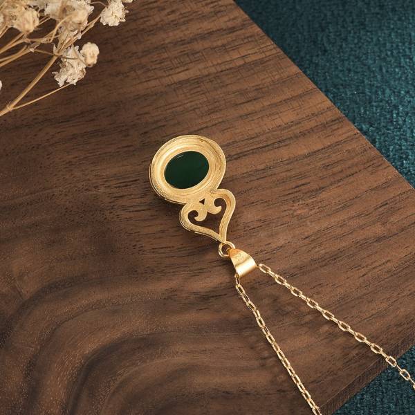 A Vintage Style Garment with Delicate Timeless Details