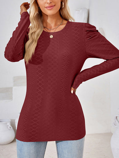 Effortlessly Elegant T-Shirt with a Timeless Design