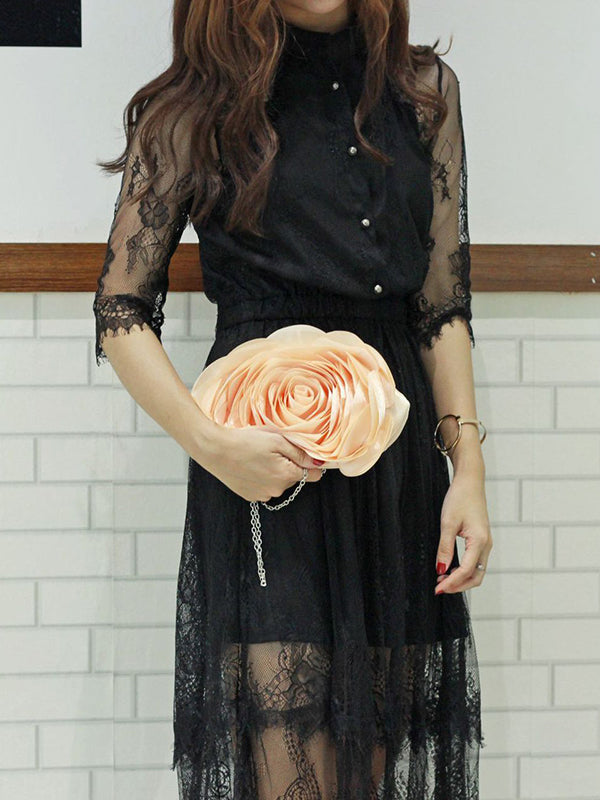 A Vintage Style Bag with Delicate Timeless Details