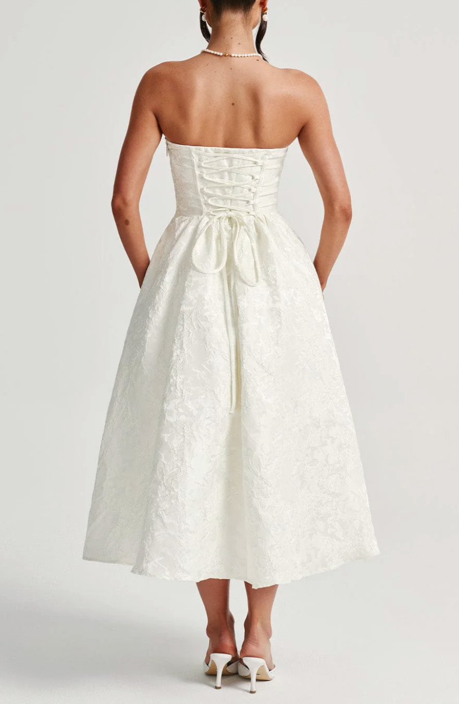 Classic Vintage Dress with a Flattering Fit