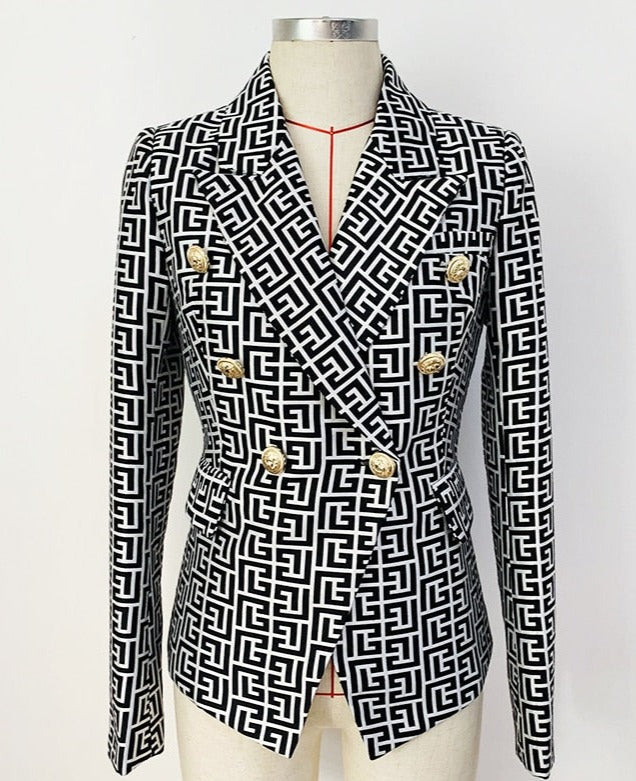 Polished Garment with an Effortless Classic Look