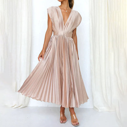 Polished Dress with an Effortless Classic Look