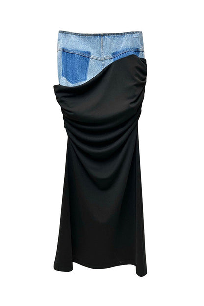 Effortlessly Elegant Garment with a Timeless Design