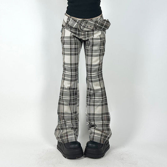 Effortlessly Elegant Pants with a Timeless Design