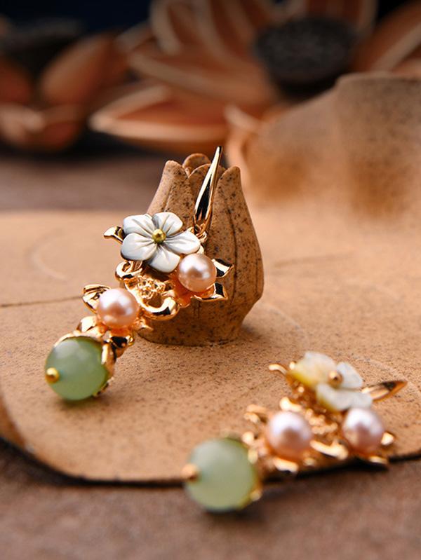 Beautifully Crafted Garment in a Classic Style