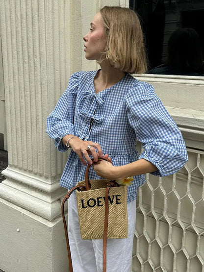 Sophisticated Blouse with a Clean Classic Look
