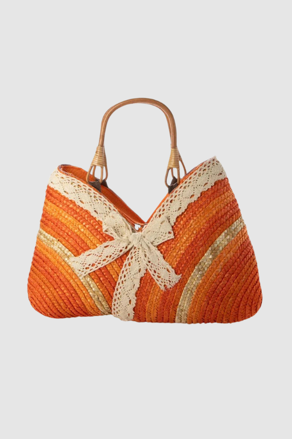 Polished Bag with an Effortless Classic Look