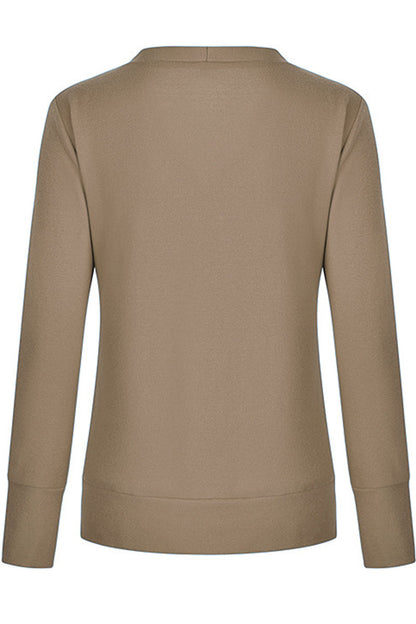 Effortlessly Elegant Cardigan with a Timeless Design