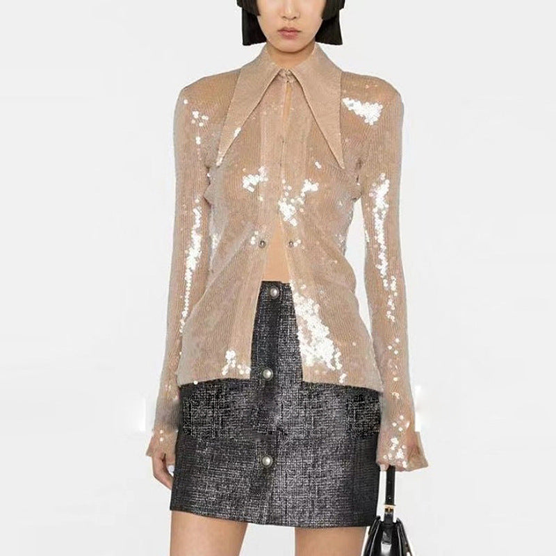 Well Tailored Shirt with a Graceful Silhouette