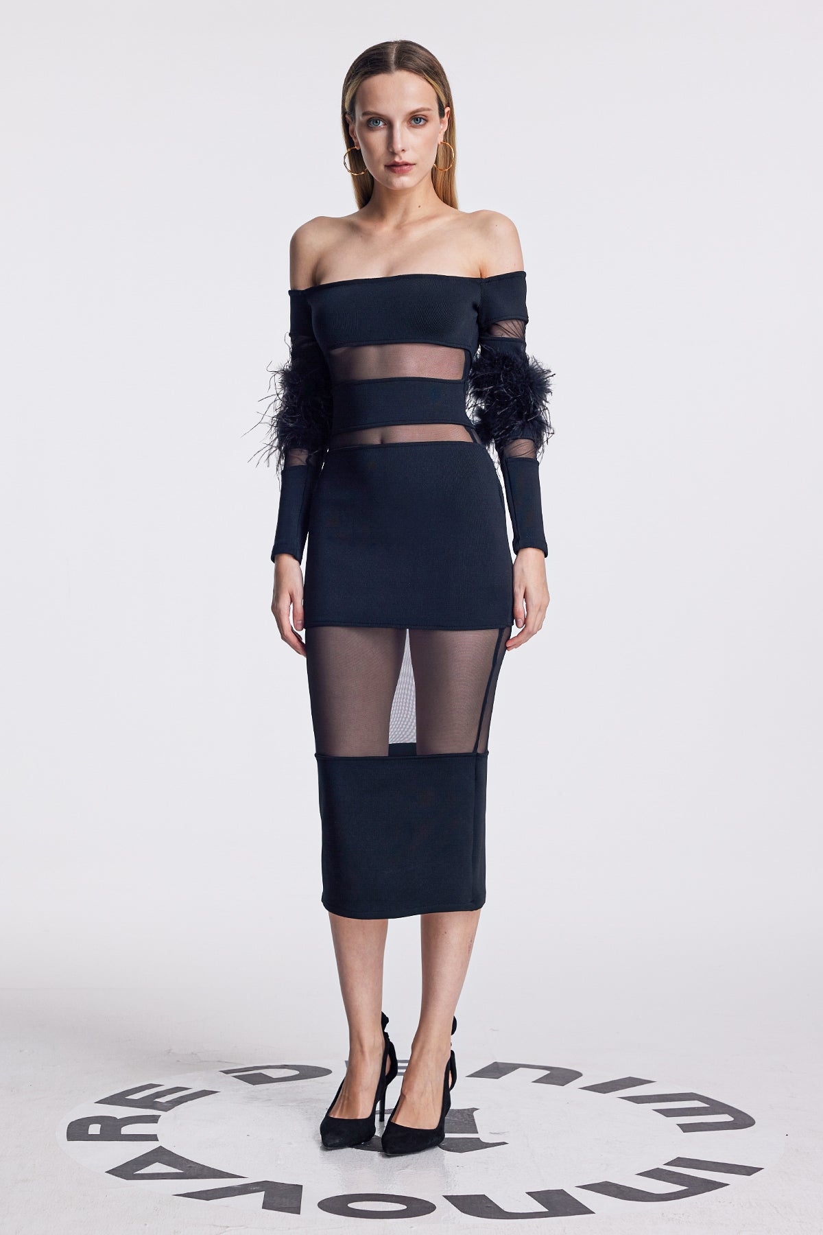 Beautifully Crafted Dress in a Classic Style