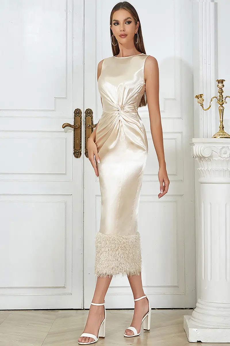 Well Tailored Dress with a Graceful Silhouette