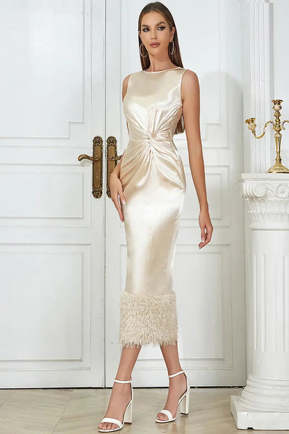 Well Tailored Dress with a Graceful Silhouette