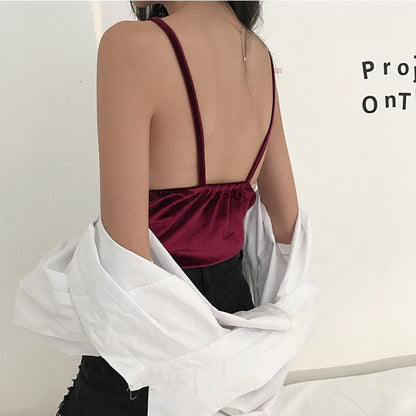 Beautifully Finished Top in a Timeless Design