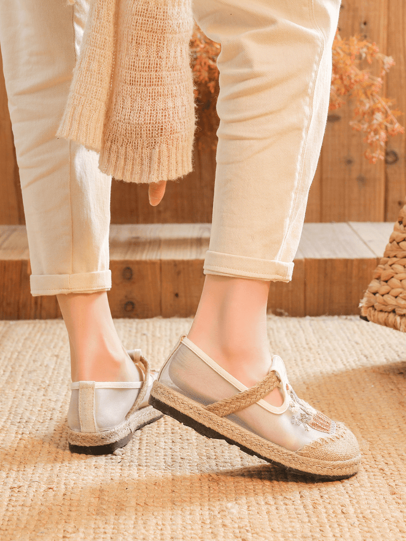 Beautifully Finished Garment in a Timeless Design