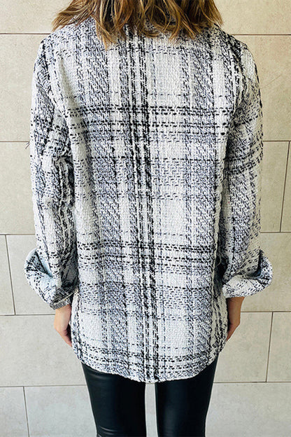 Effortlessly Elegant Garment with a Timeless Design