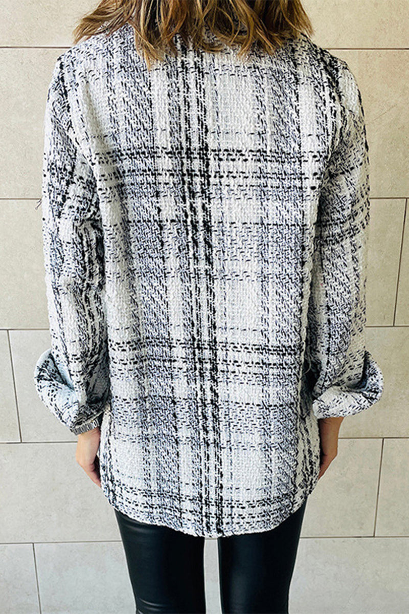 Effortlessly Elegant Garment with a Timeless Design