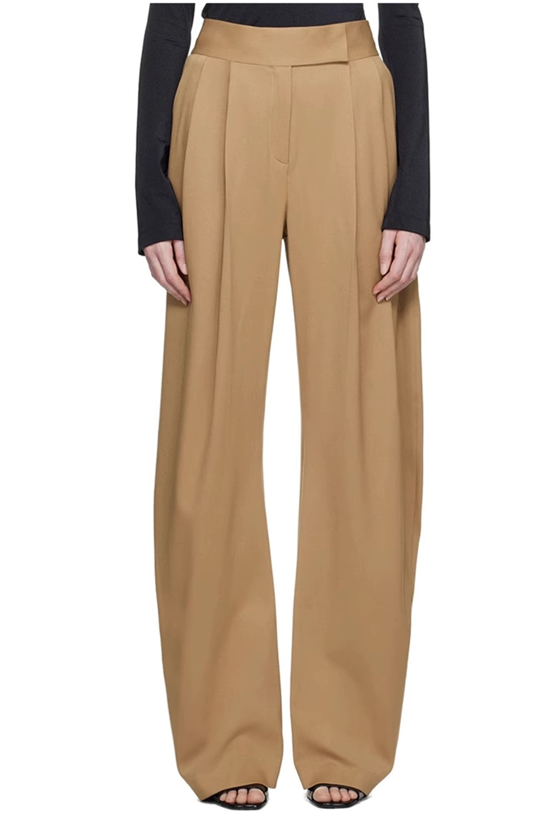 Beautifully Crafted Pants in a Classic Style