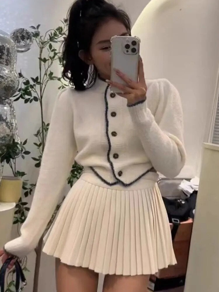 Beautifully Finished Cardigan in a Timeless Design