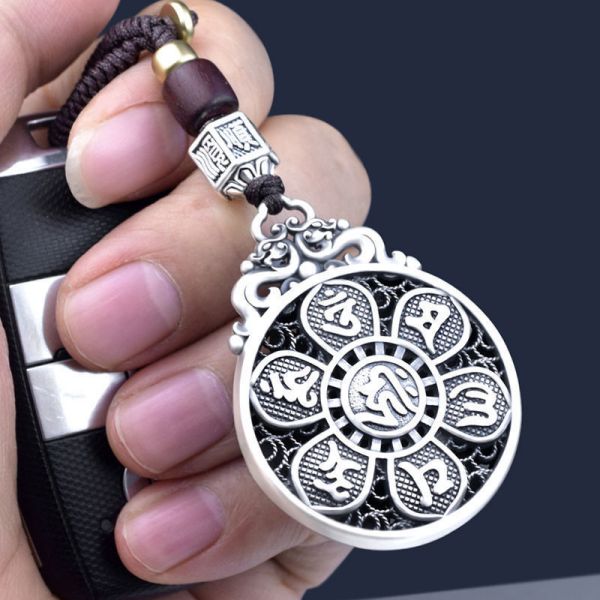 Beautifully Crafted Garment in a Classic Style