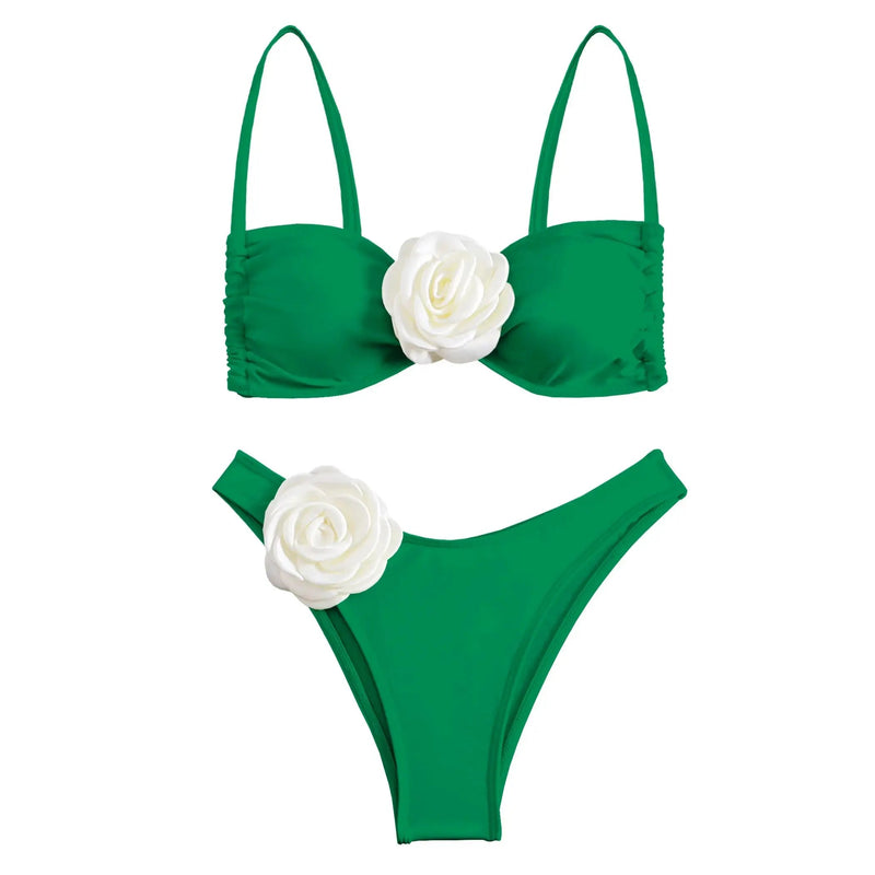 Effortlessly Elegant Bikini with a Timeless Design