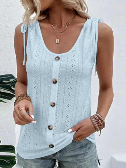 Polished Top with an Effortless Classic Look