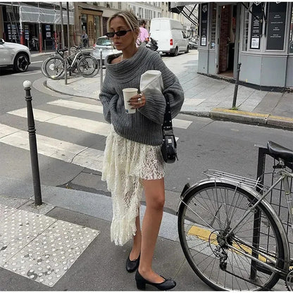 Effortlessly Elegant Sweater with a Timeless Design