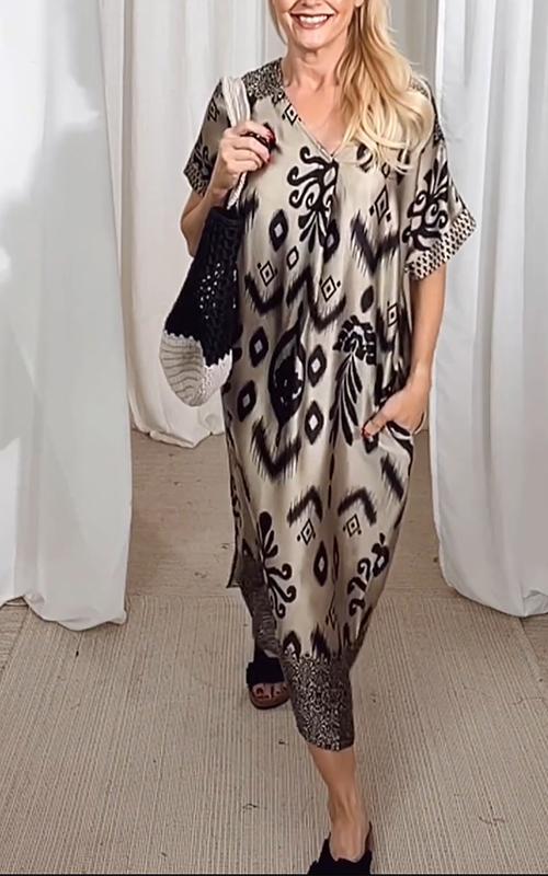 Sophisticated Dress with a Clean Classic Look
