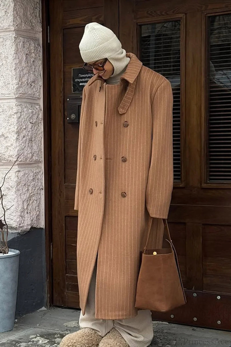 Polished Coat with an Effortless Classic Look