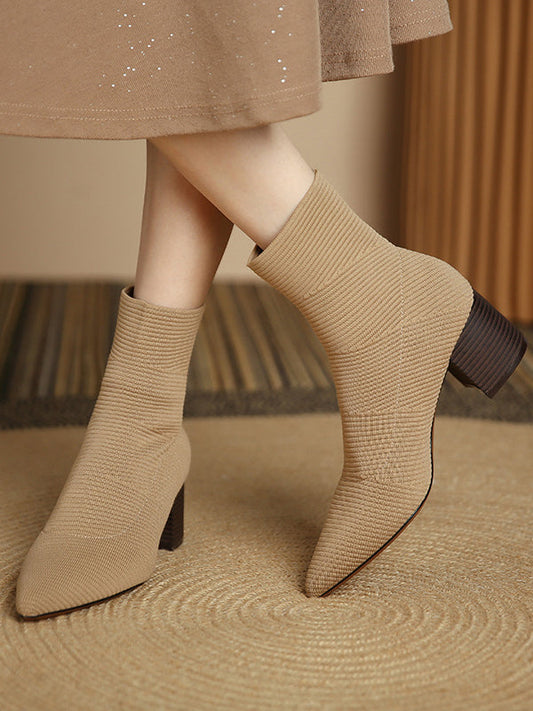 Polished Boots with an Effortless Classic Look