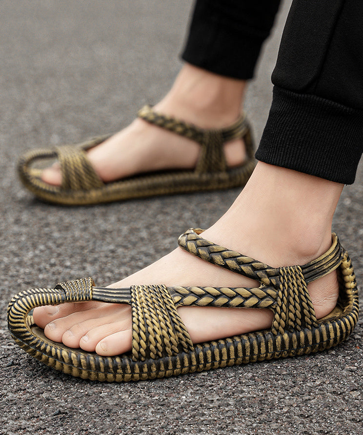 Effortlessly Elegant Sandals with a Timeless Design