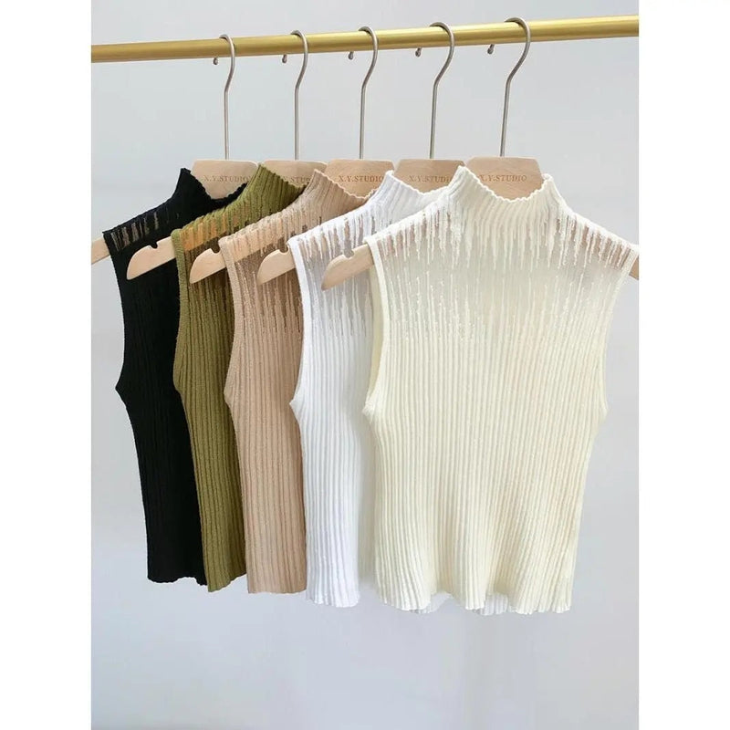 Effortlessly Elegant Top with a Timeless Design