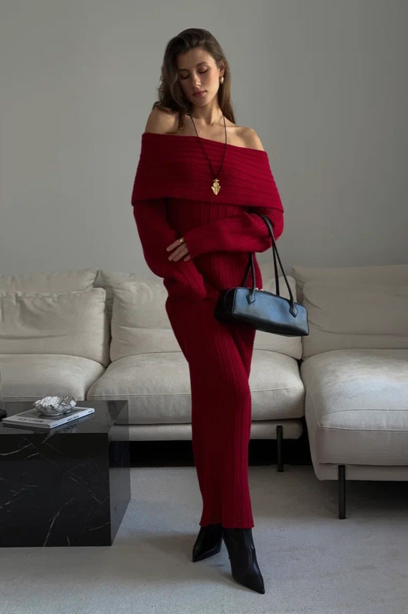 Effortlessly Elegant Sweater with a Timeless Design