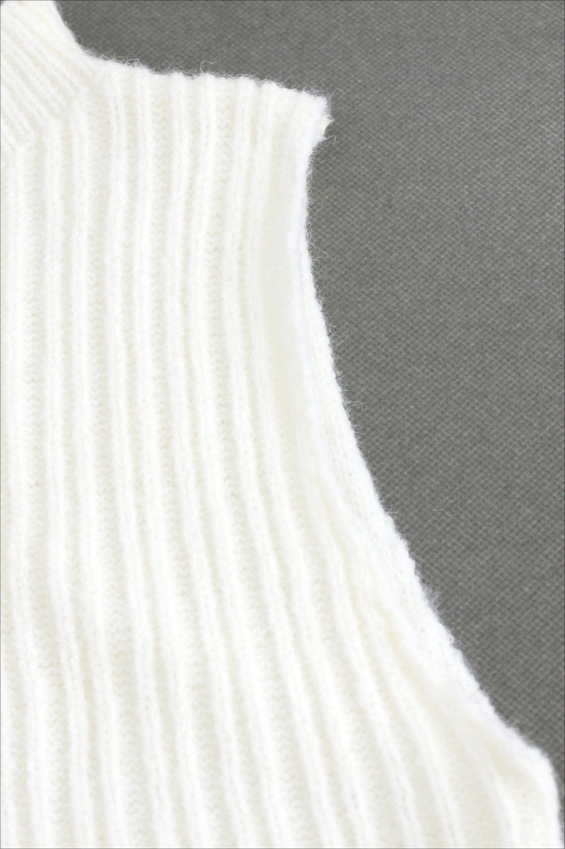 Gracefully Styled Sweater for Any Occasion
