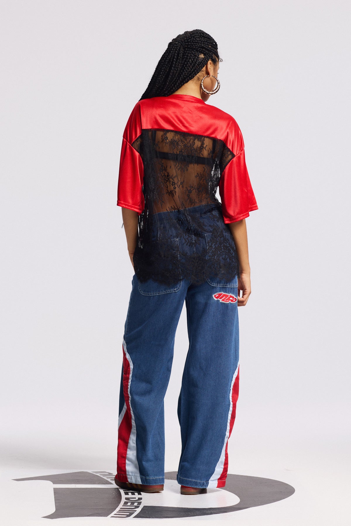 Classic Vintage Shirt with a Flattering Fit