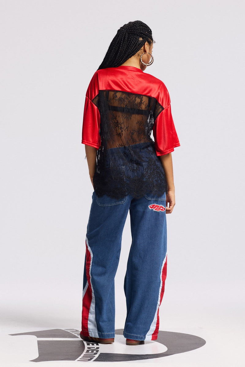 Classic Vintage Shirt with a Flattering Fit