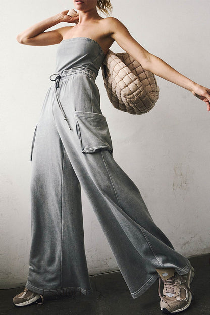 Effortlessly Elegant Garment with a Timeless Design