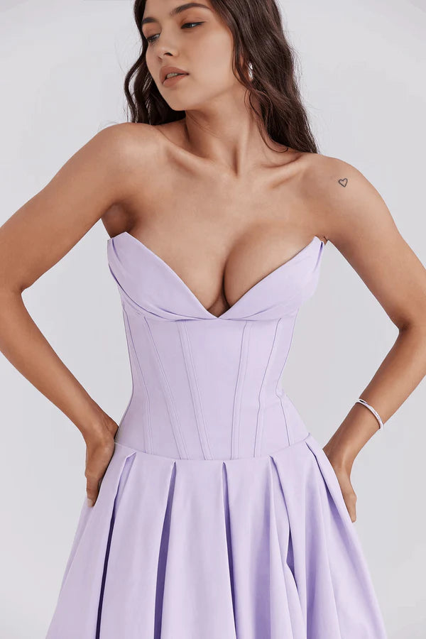 Classic Vintage & Enduringly Stylish Garment