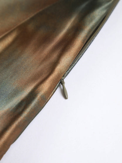 Beautifully Finished Garment in a Timeless Design