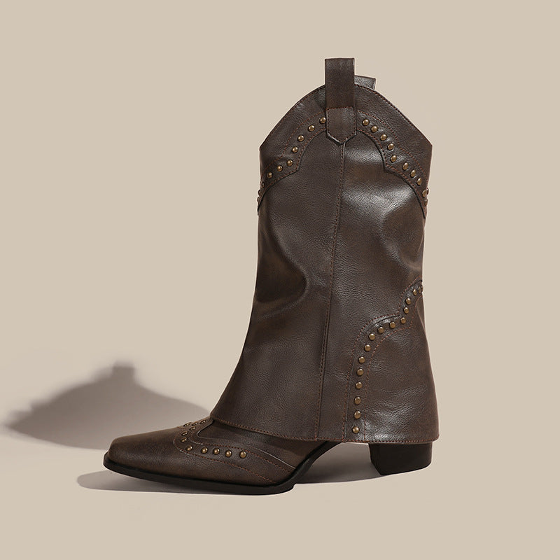 Beautifully Finished Boots in a Timeless Design