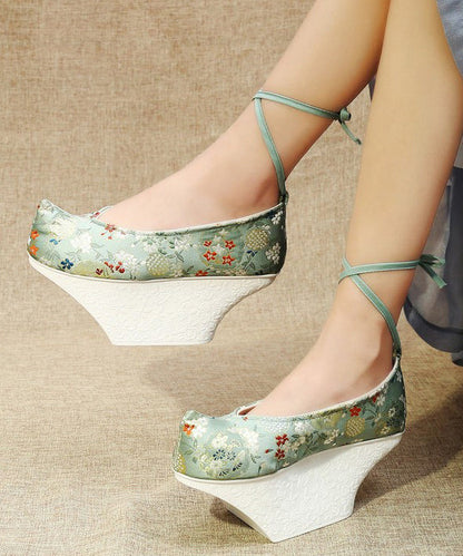 Elegantly Styled Heels for Everyday Wear