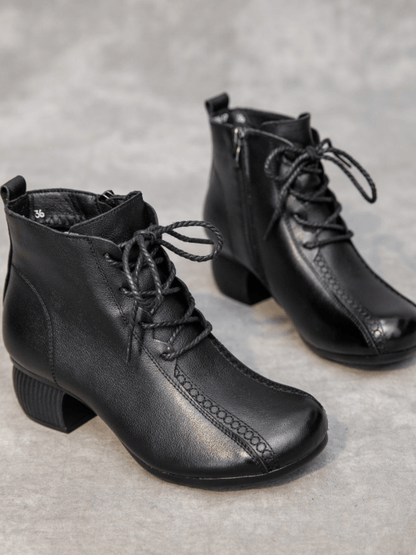 Well Tailored Boots with a Graceful Silhouette