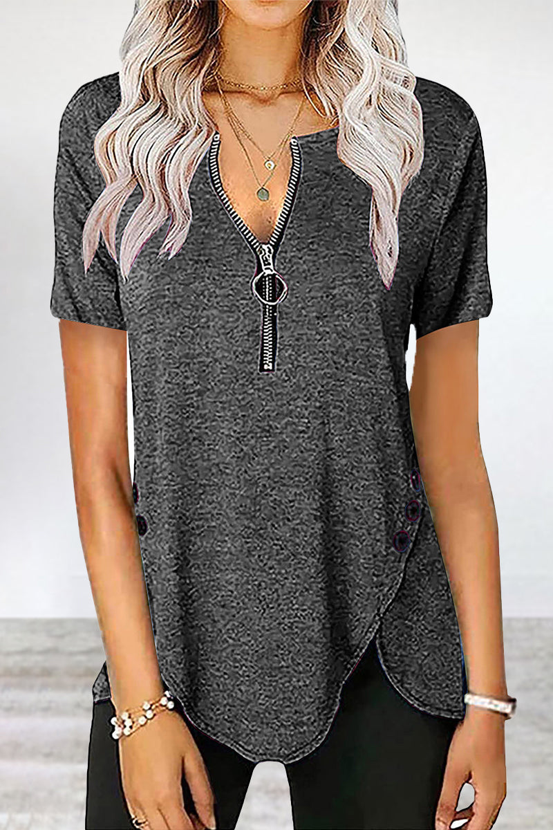 Classic Vintage T-Shirt with a Flattering Fit