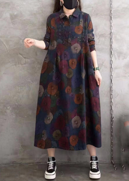 Classic Vintage Dress with a Flattering Fit