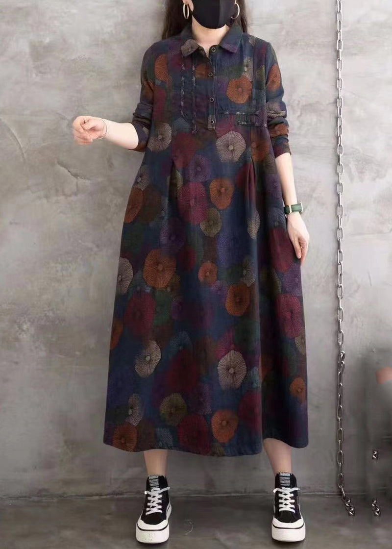 Classic Vintage Dress with a Flattering Fit