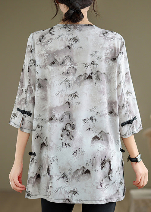 A Vintage Style Top with Delicate Timeless Details