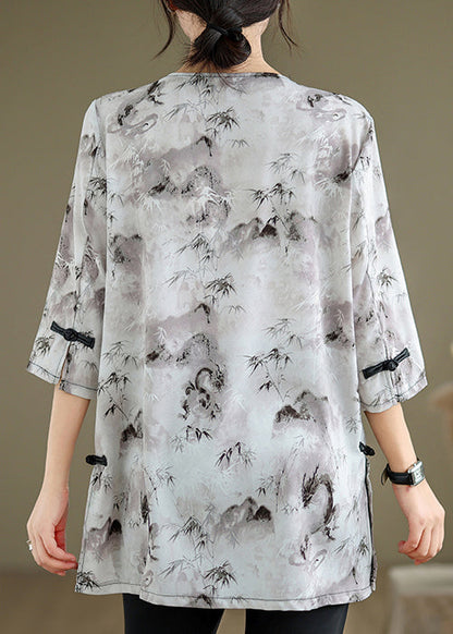A Vintage Style Top with Delicate Timeless Details