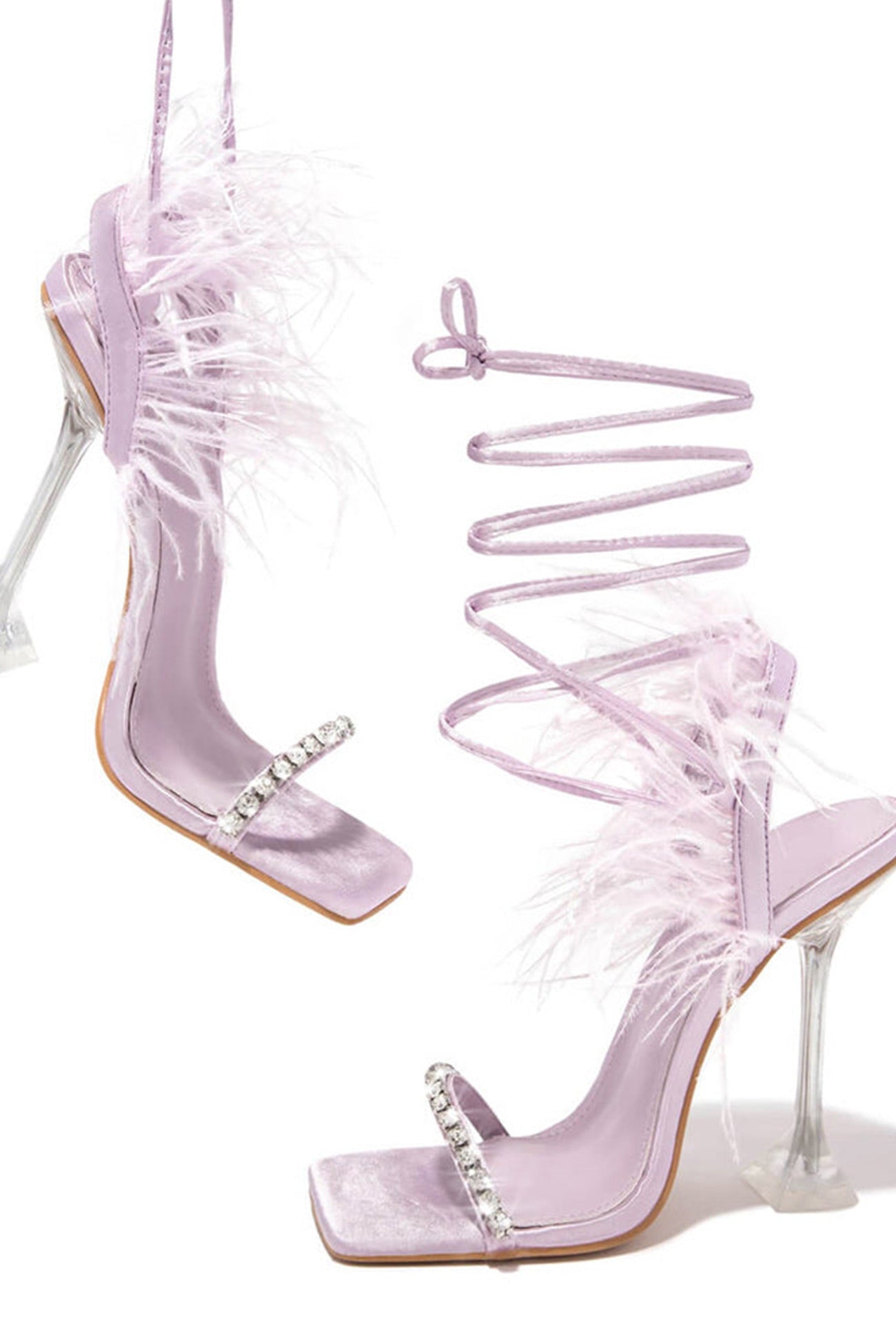 Classic Vintage Sandals with a Flattering Fit